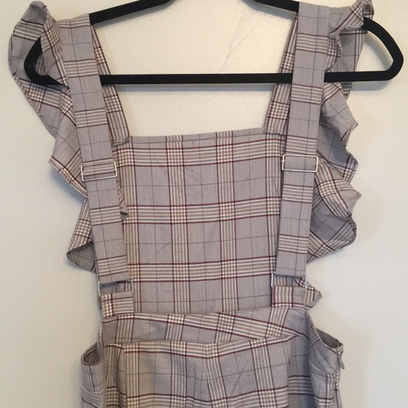 Umgee Wide Leg crop overalls with ruffle detailing - Picture 6 of 7